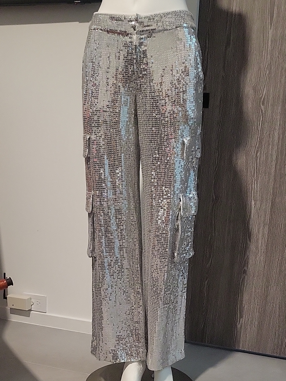 Alice + Olivia Silver Sequin Cargo Wide-Leg Pants